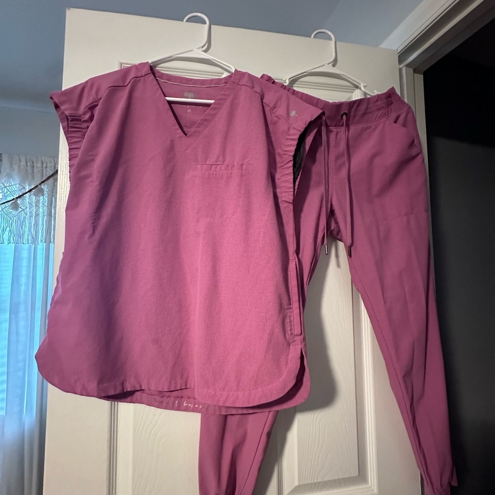 Healing Hands Pink Scrub Set